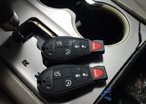 2012 Jeep Grand Cherokee Laredo z USA, uszkodzony, nr VIN 1C4RJFAG6CC349394